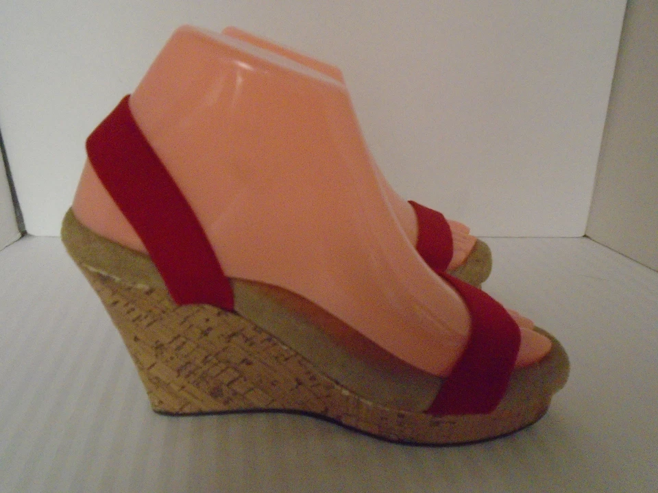 Cuñas para mujer Miss Me rojas talla 7 Foto 3 de 4