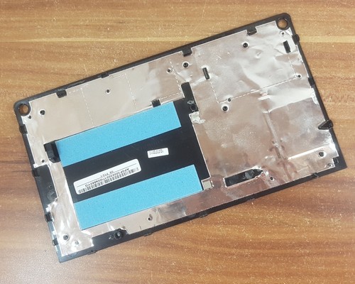 Abdeckung Cover Door AP0F3000200 aus Netbook Acer Aspire One D255 - Picture 2 of 2