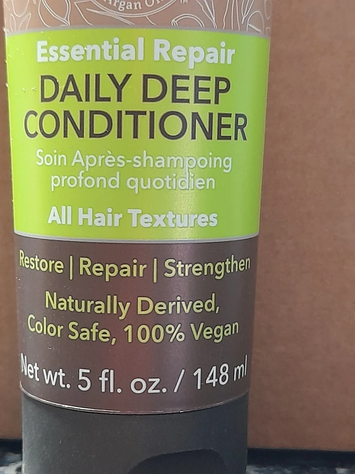 Macadamia Professional Essential Repair Daily Deep Conditioner - 148ml - Image 2 of 2