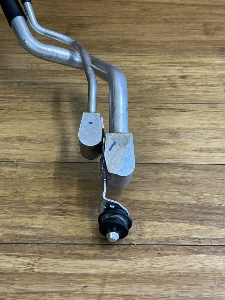 Tubo tubo manguera aire acondicionado aire acondicionado OEM AUDI A6 A7 2019-2024 Foto 3 de 4