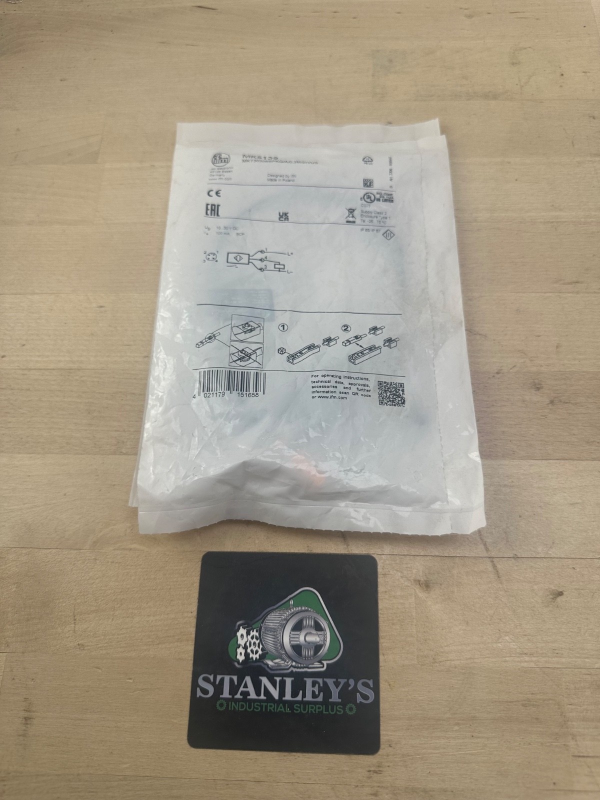 IFM MK5139 Cylinder Sensor New
