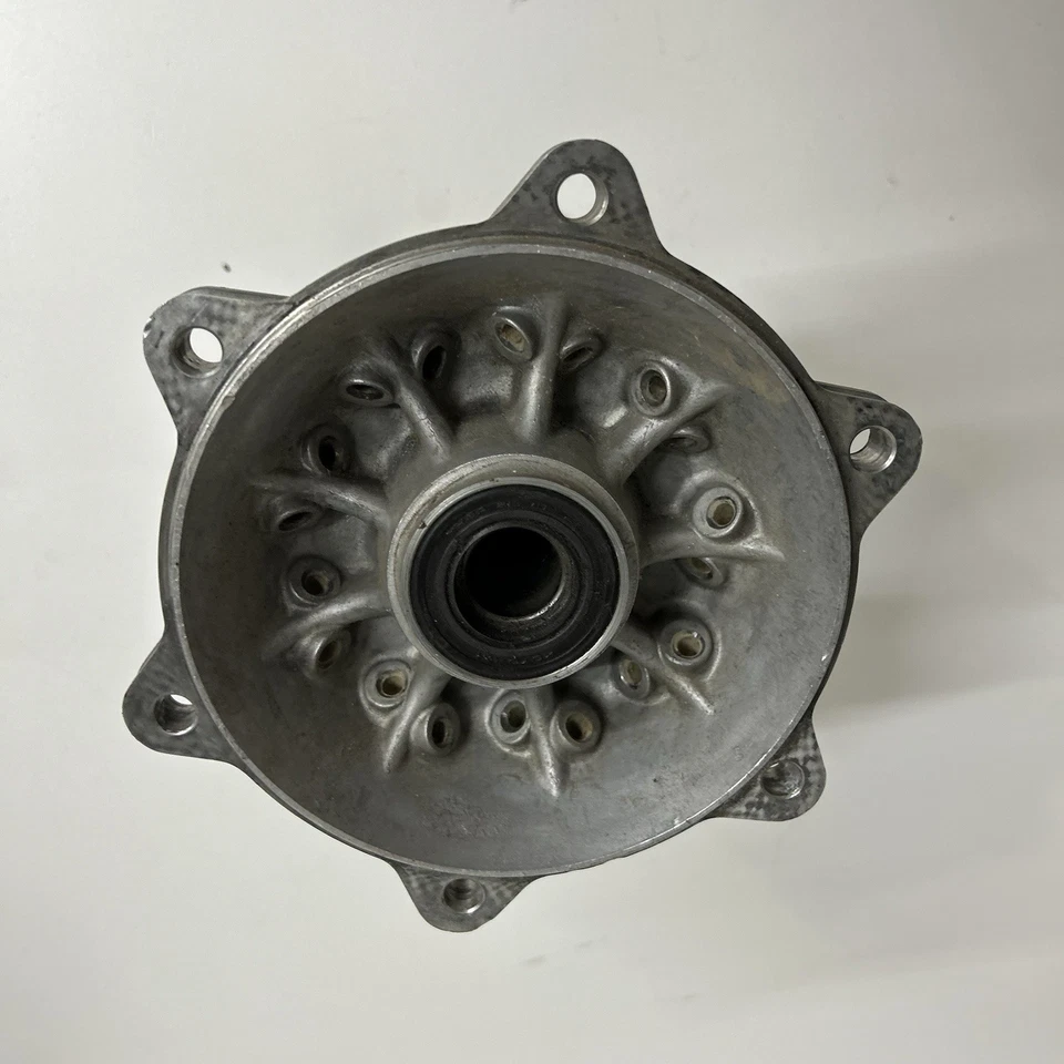 Cubo de roda traseira 1992 KAWASAKI KX125 KX 125 FABRICANTE DE EQUIPAMENTO ORIGINAL  - Imagem 4 de 4