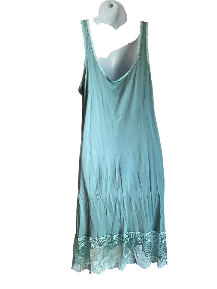 Vestido sin cordones vintage verde claro con ribete de encaje lencería pin up tocador talla mediana Foto 4 de 4