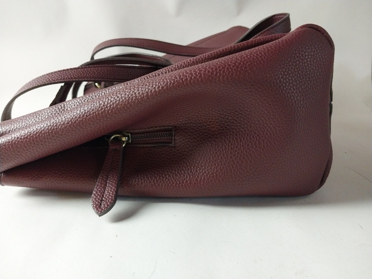 St John's Bay Purse Burgundy Leather Shoulder Bag W Zipper Pockets Stylish Rare image 8