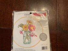 DIMENSIONS CROSS STITCH  FLOWER MASON JAR  72-75344 NEW