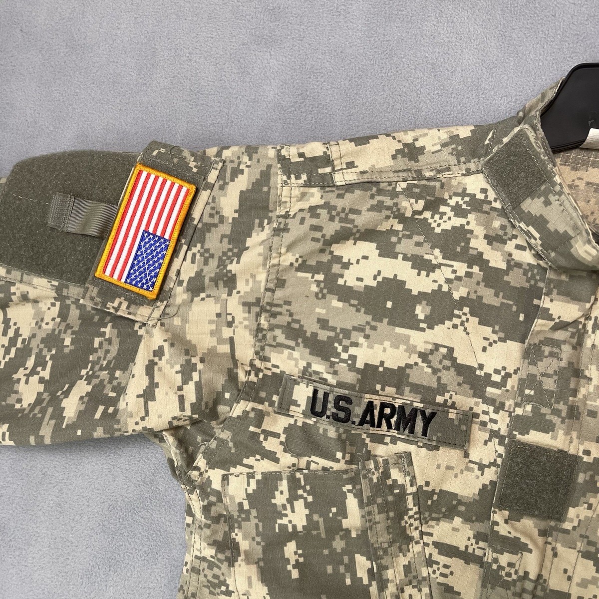 未使用　US ARMY ROTHCO　ロスコ　U.S.　URTRA FORCE Rothco Ultra Force Combat Shirt XS Army Camouflage Combat Flag