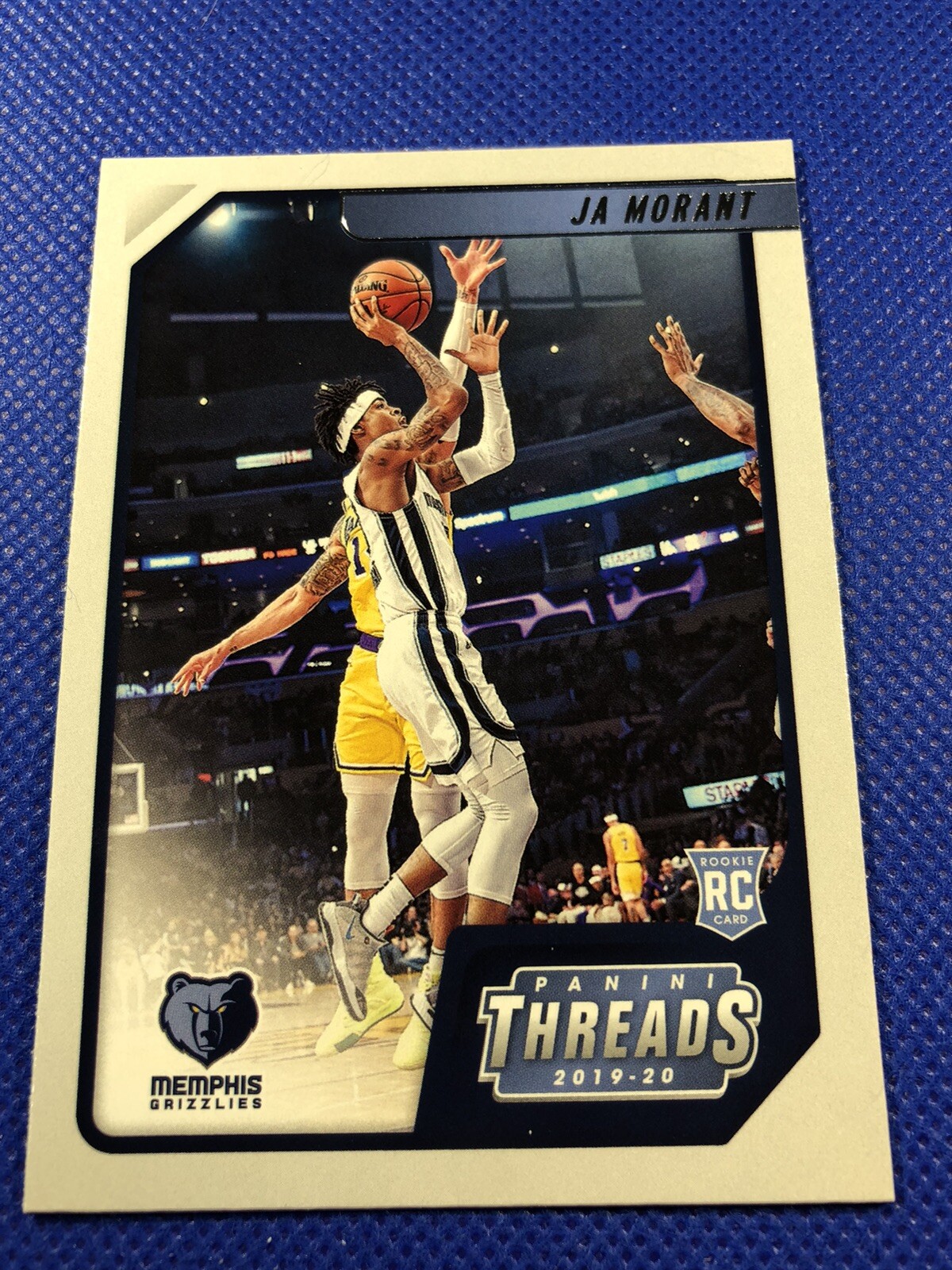 2019-20 #84 Ja Morant Chronicles Threads Rookie Card