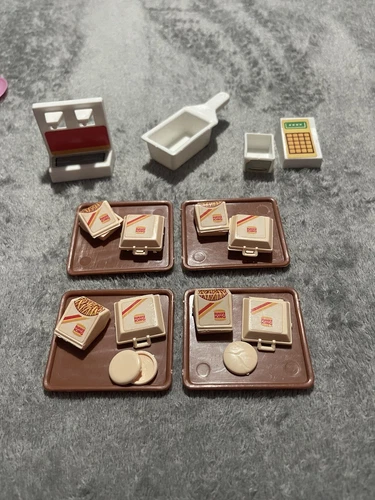 VINTAGE BARBIE FOOD JAZZIE TEEN COUSIN BURGER KING PLAY SET FOOD PARTS HTF
