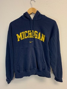 nike michigan sweatshirt