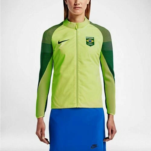Nike dynamic cheap reveal hoodie
