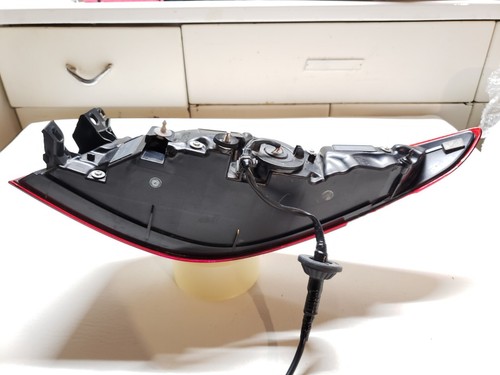 2019-2021 MAZDA 3 OUTER LEFT DRIVER SIDE LED TAIL LIGHT LAMP OEM 19 20 21 - Picture 9 of 12