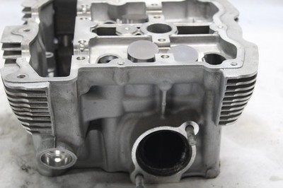 イタリア 17013-02K REAR CYLINDER HEAD 16989-01K 2002 HARLEY DAVIDSON V-ROD