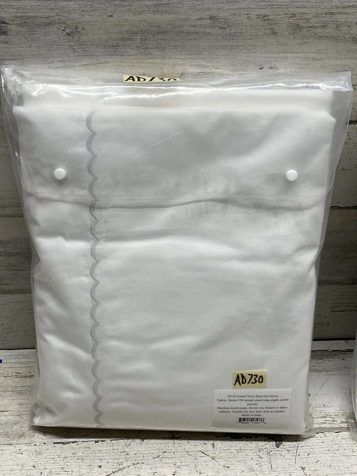 Matouk Astrid 350TC Percale Cotton Twin 3-Pcs. Sheet Set White /Silver $545 - Image 3 of 4