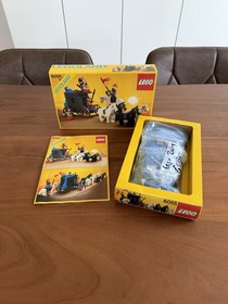 Lego Legoland Knights Set 6055 Prisoner Convoy Inc Box, Instructions 1985