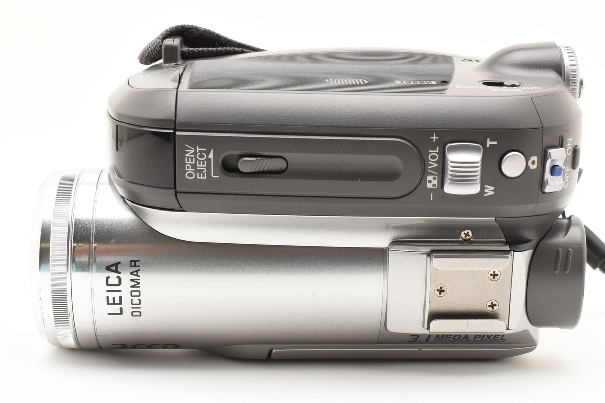 MINT] Panasonic NV-GS320 Handheld MiniDV Cassette Camcorder