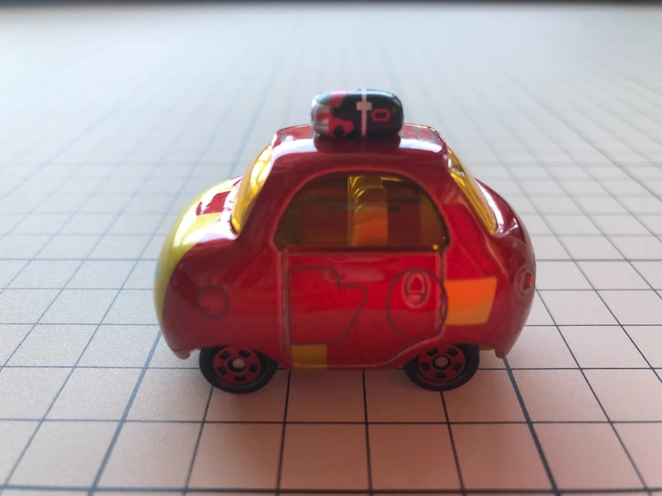 TOMICA: Marvel tsumutsumu Iron Man  - Image 2 of 4
