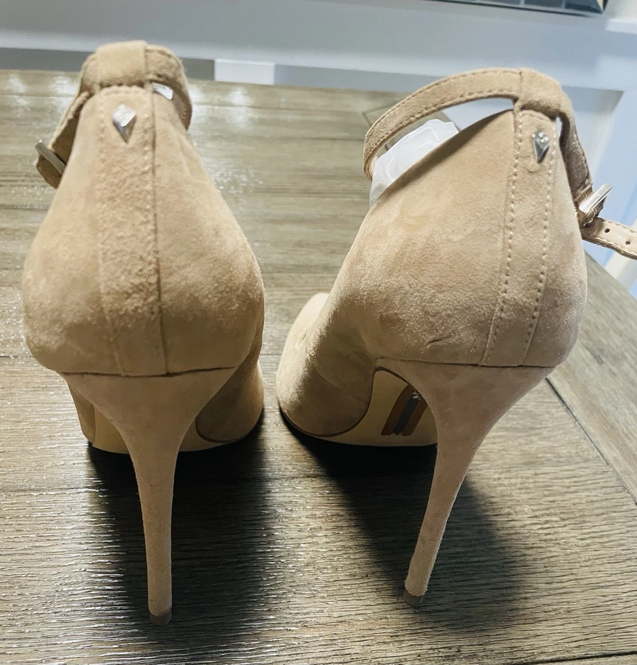 Zapatos de salón Sam Edelman para mujer talla 10,5 beige avellana de gamuza Foto 4 de 4