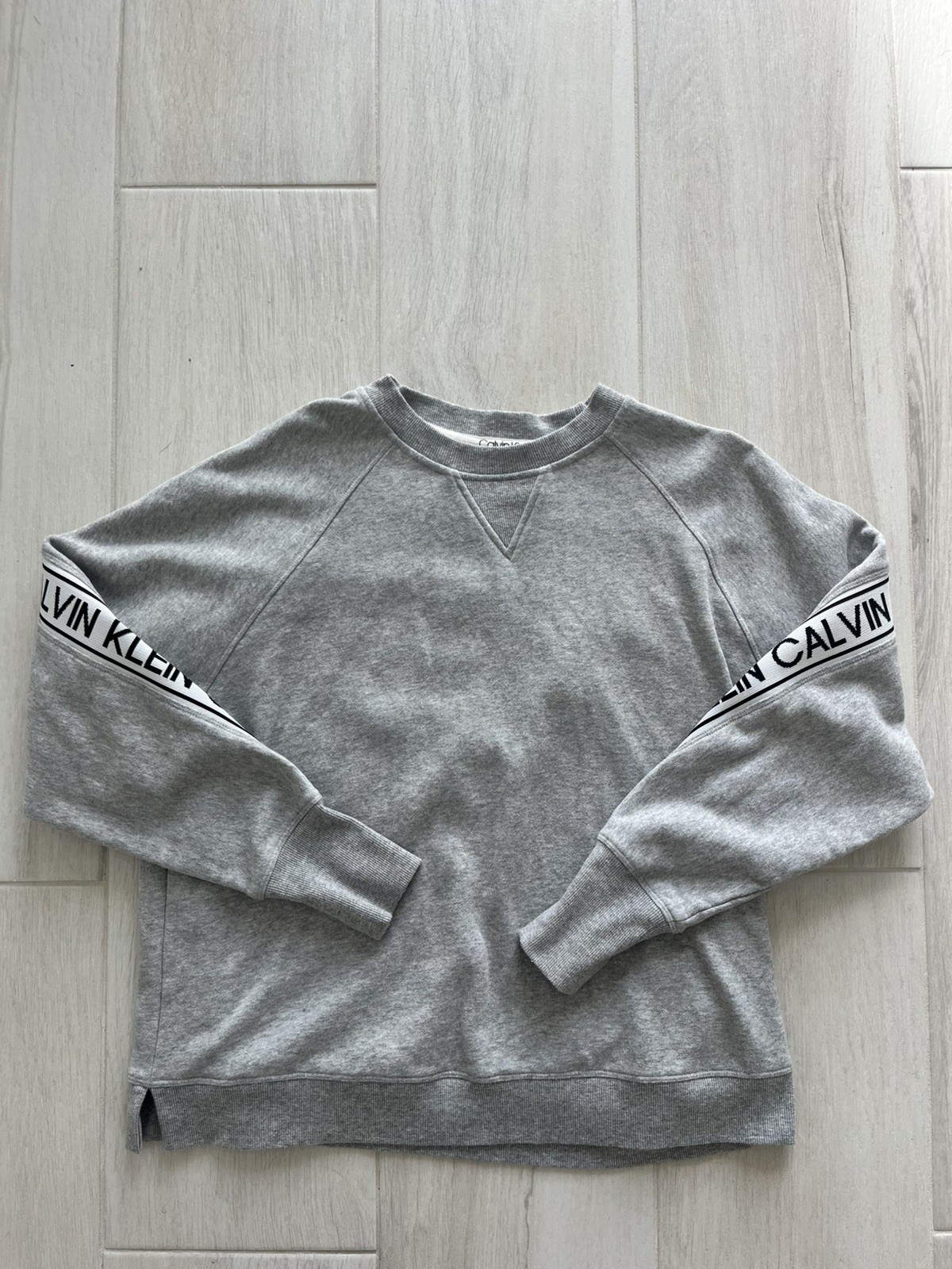 CK Performance Womens Silver  Logo   Sweatshirt c… - image 7