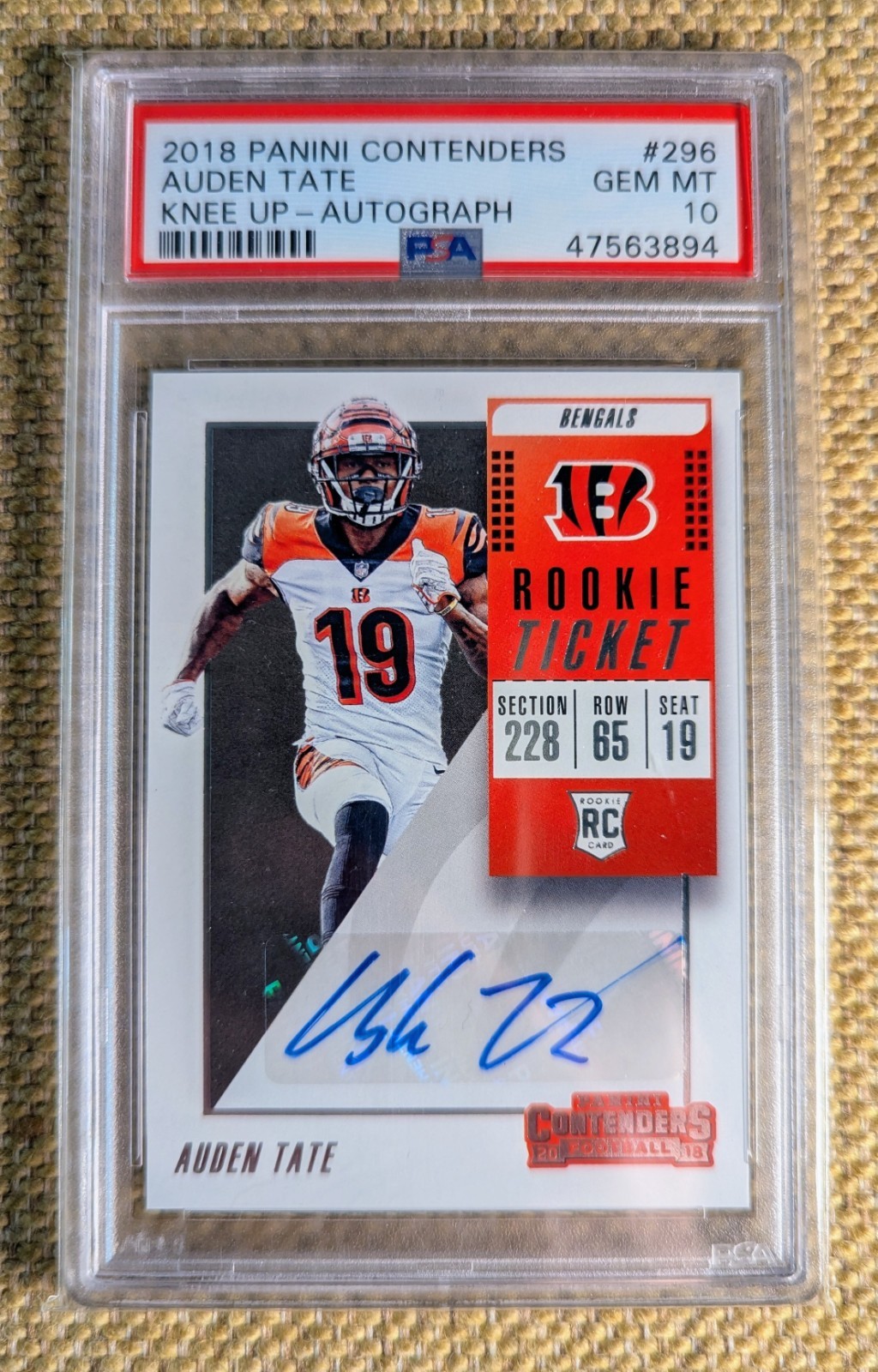 Auden Tate 2018 Panini Contenders Rookie Ticket Knee Up Autograph #296 PSA 10