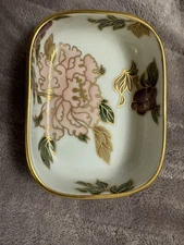 Fitz and Floyd White Peonies Cloisonne Soap Or Trinket Dish