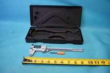 USED MITUTOYO 500-752-40 0-6" ABSOLUTE DIGITAL CALIPER WITH CASE  