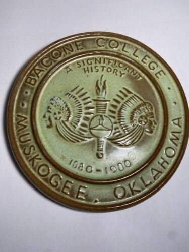 Frankoma Pottery Trivet Bacone College Muskogee Oklahoma Native American Vintage - Picture 1 of 4