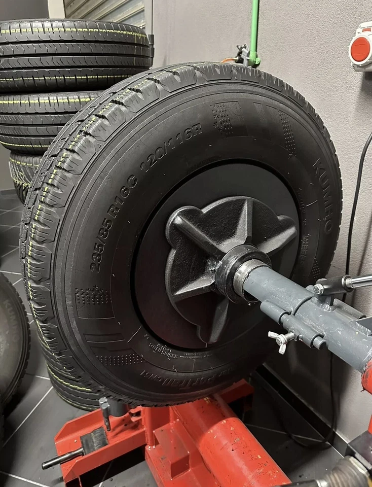 235.85.16 gomme usate - Immagine 4 di 4