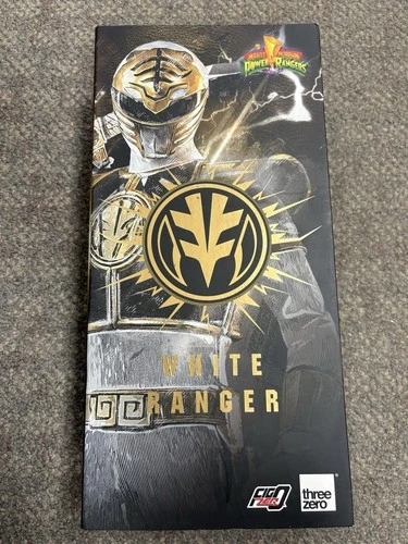 + ThreeZero FigZero 1:6 Mighty Morphin Power Rangers White Ranger Action Figure