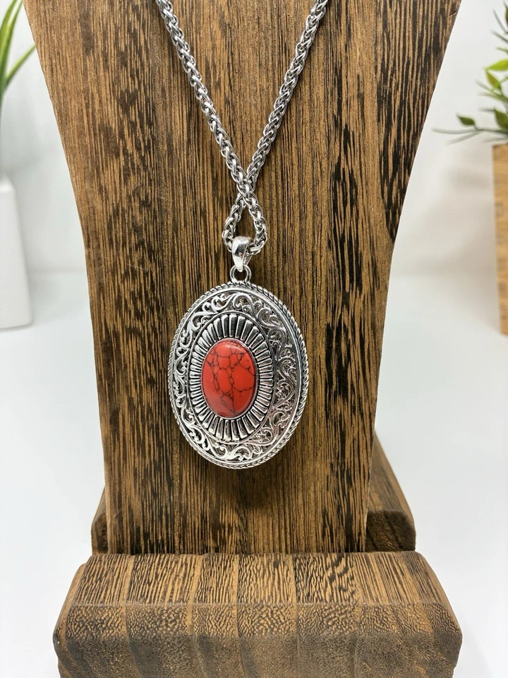 Chico’s Two Sided Howlite Red Blue Long Length Pendant Necklace - Image 3 of 4