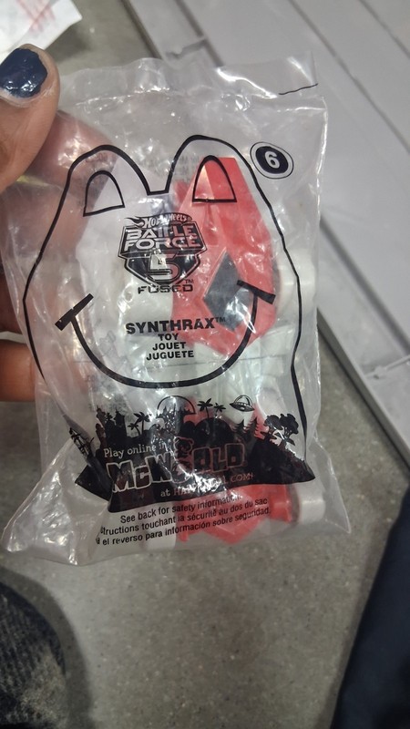 2011 McDONALDS HAPPY MEAL TOY HOT WHEELS BATTLE FORCE 5 FUSED SYNTHRAX 