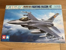 Tamiya Lockheed F-16CJ Block 50 Fighting Falc...