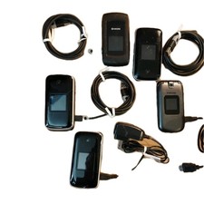 Flip Phones Vintage Lot of 5 with Cords Alcatel, Samsung, Kyocera