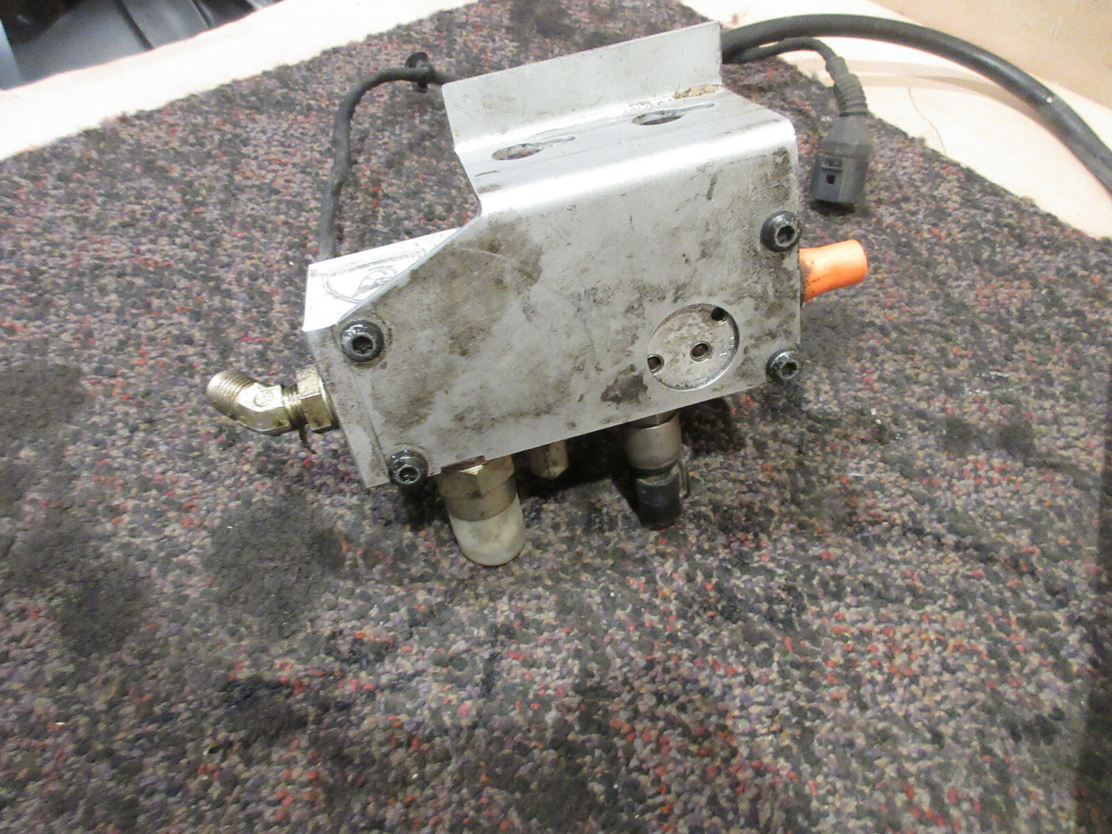 Lamborghini Gallardo Suspension Control Unit / Jacking System P/N 400412185A