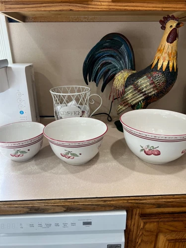 Pfaltzgraff Delicious Nesting Mixing Bowls stoneware