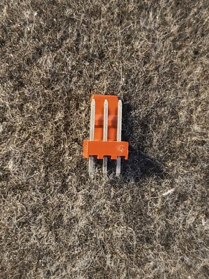 100pcs PCB header 3-Pin connector New USA Shipper NOS ....  ....(C3B3)