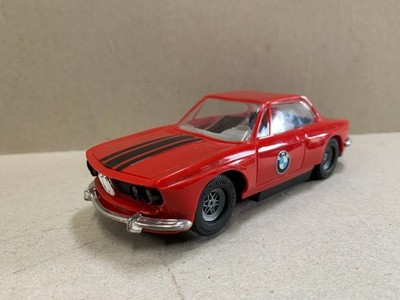Vintage Carrera 1/32 : BMW 3.0 avec phares, très bon état sans boite.