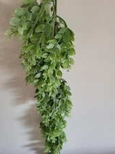 Green Artifical Leaf Floral Garland Aprox 5.5 foot Long