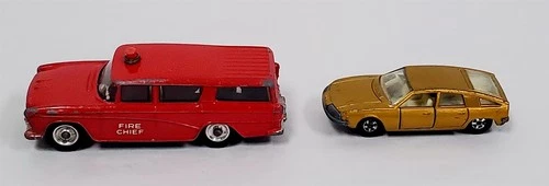 Z-508 VINTAGE LOT OF 2 TOY VEHICLES-MATCHBOX AND DINKY TOYS!