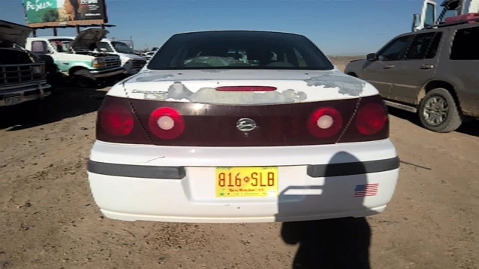 Medidor de velocímetro usado se adapta a: Chevrolet Impala Cluster 2000 EE. UU. exc. paquete policía Foto 2 de 4