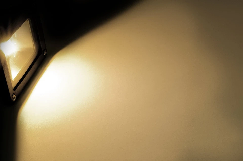 Slimline LED Floodlights With PIR Motion Sensor Security Outdoor Flood Light UK - Image 3 of 3