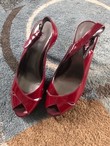 red patent leather slingback pumps