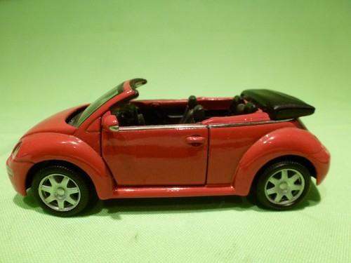 WELLY 2362 VW VOLKSWAGEN NEW BEETLE CONVERTIBLE KAFER -RED 1:34?- GOOD - 522 - Imagen 4 de 6