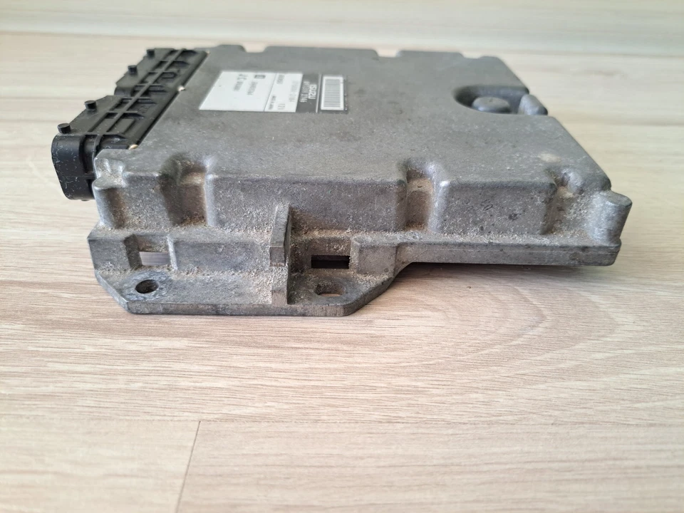 Modulo centralina motore Opel Vectra C Signum ECU 8973192746 - Immagine 3 di 4