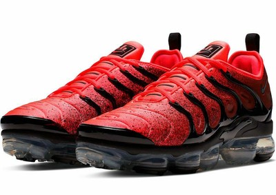 vapormax crimson