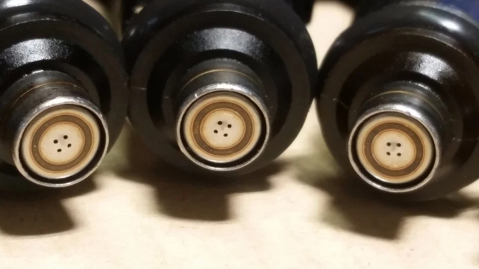 Kit Plug & Play Reman Upgrade 4 orificios 6 inyectores de combustible GM 3,1 L 3,4 L Foto 4 de 4