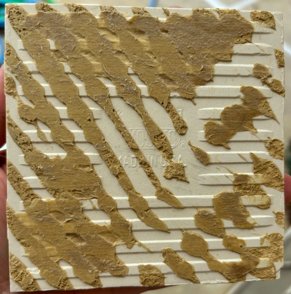 Mosaico EE. UU. 4-3/8" Cuadrado Azulejo de Pared Brillo Amarillo Natillas Cerámica 1950 Retro De Colección Foto 2 de 2