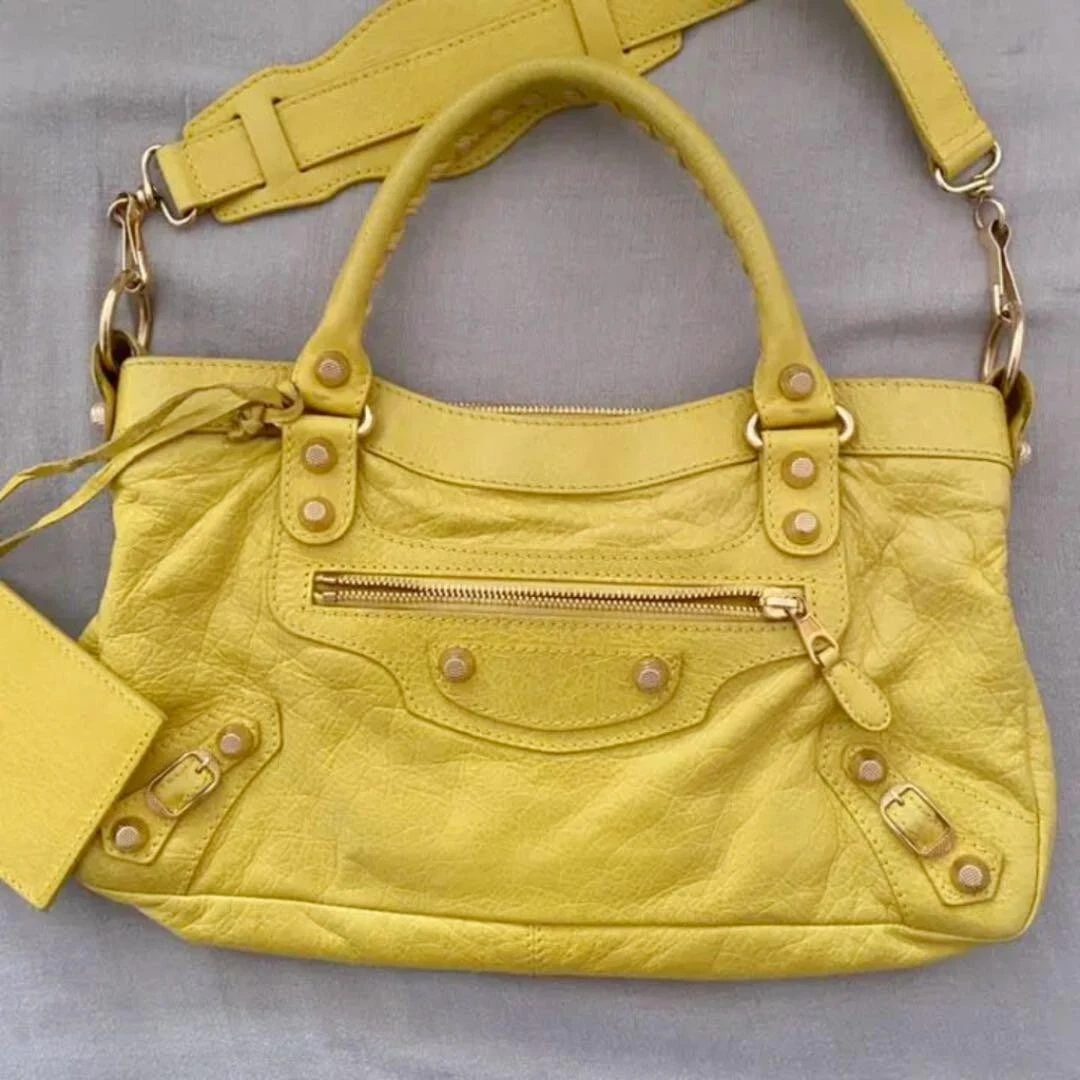 Balenciaga Giant First Yellow Limited 285433 Shoulder Bags Leather