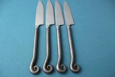 4 Dinner Knives Pier 1 One PII11 Scroll Coiled Iron 18/8 Stainless China 9"