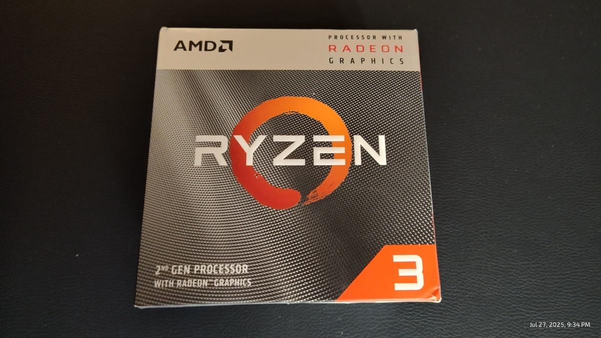 AMD Ryzen 3 3200G (YD3200C5FHBOX) 美品 AMD Ryzen 3 3200G - 3.6GHz Quad Core (YD3200C5FHBOX