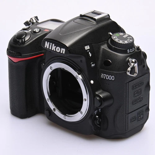 Nikon D7000 gebraucht Zustand Gut - Bild 1 von 5